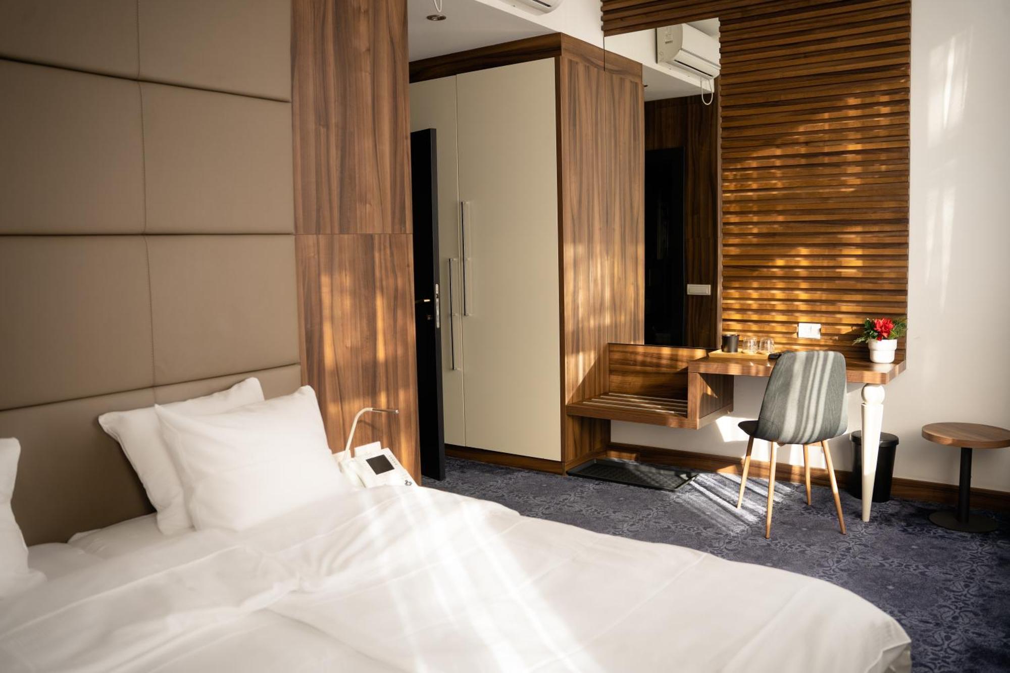 Olivia Rooms Белград Екстер'єр фото